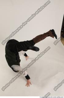 29 2019 01 KEETA BBOY POSE